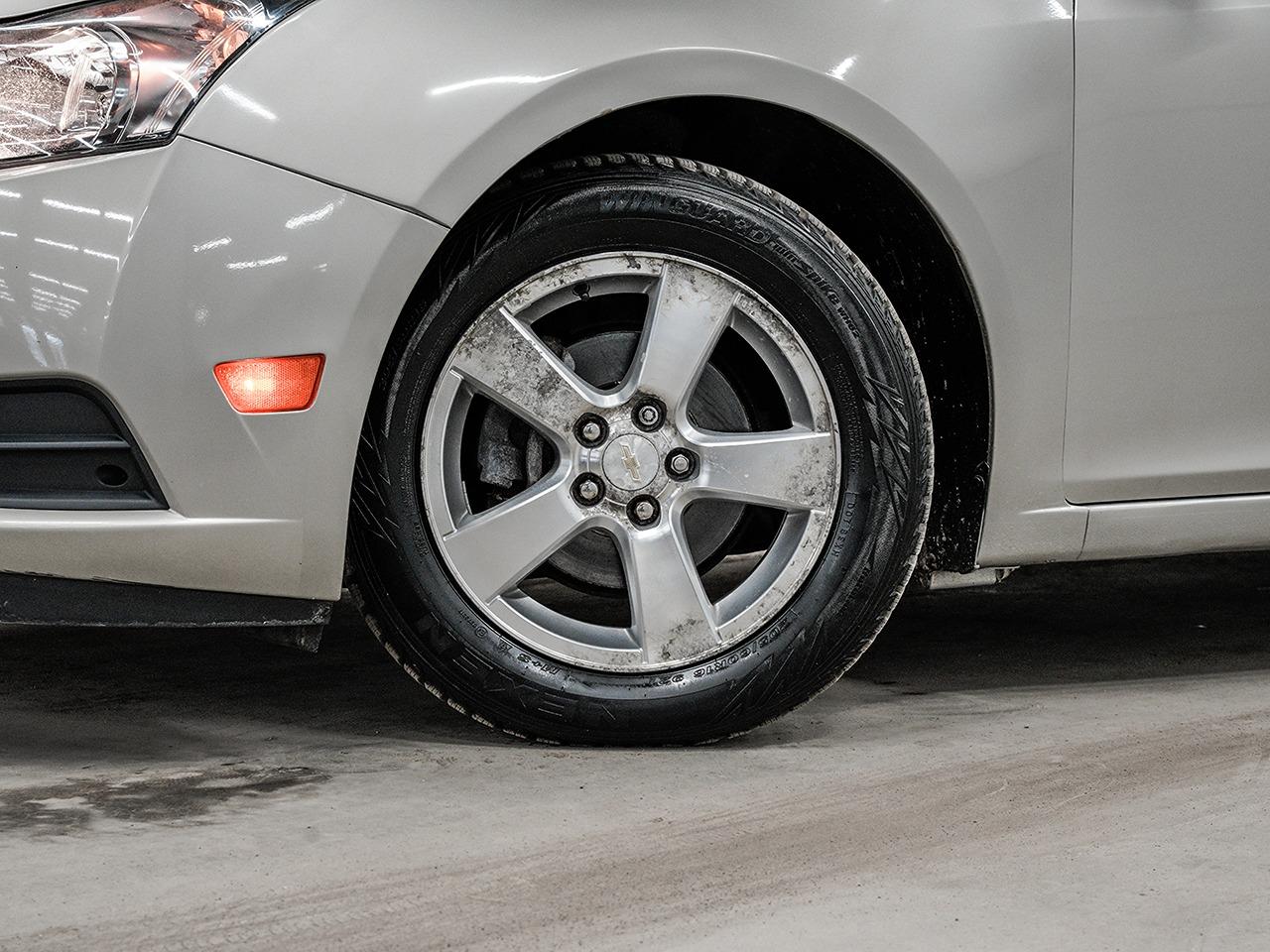 2014 Chevrolet Cruze 1LT | LOW KMS | CLEAN CARFAX | BLUETOOTH Photo