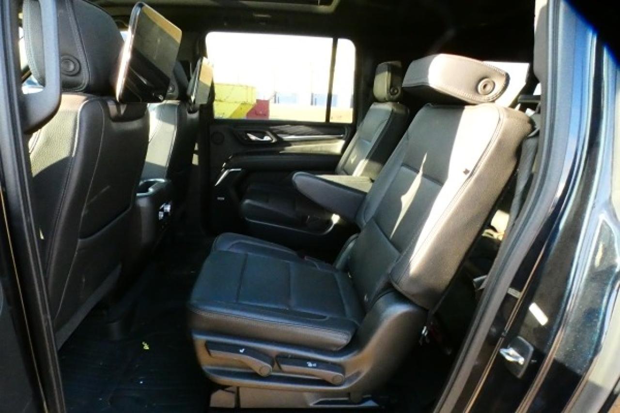 2021 GMC Yukon XL Denali 4WD w/H&C L, pano S/R, NAV, BUC, HUD, ent. - Photo #10
