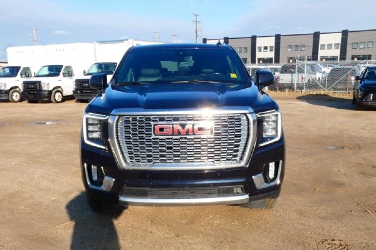 2021 GMC Yukon XL Denali 4WD w/H&C L, pano S/R, NAV, BUC, HUD, ent. - Photo #3