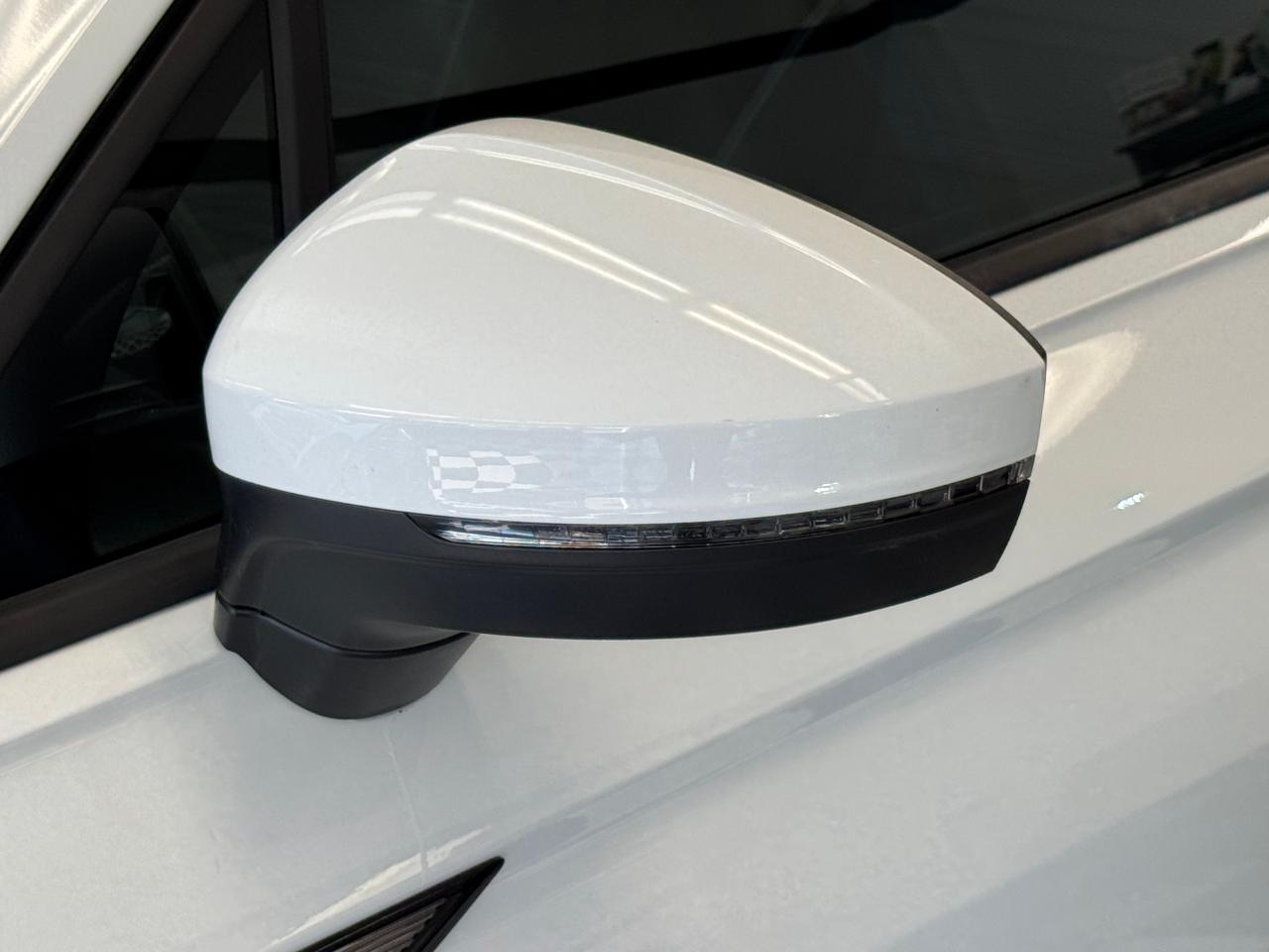 2022 Volkswagen Tiguan Trendline 4MOTION+ONE OWNER+CLEAN CARFAX Photo