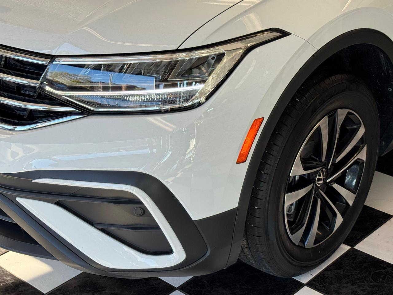 2022 Volkswagen Tiguan Trendline 4MOTION+ONE OWNER+CLEAN CARFAX Photo