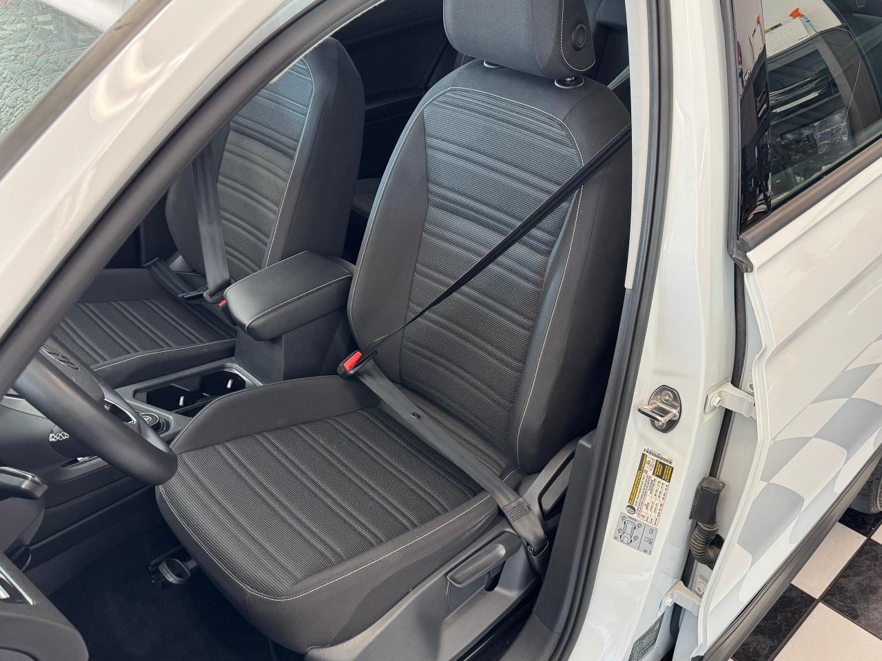 2022 Volkswagen Tiguan Trendline 4MOTION+ONE OWNER+CLEAN CARFAX Photo20