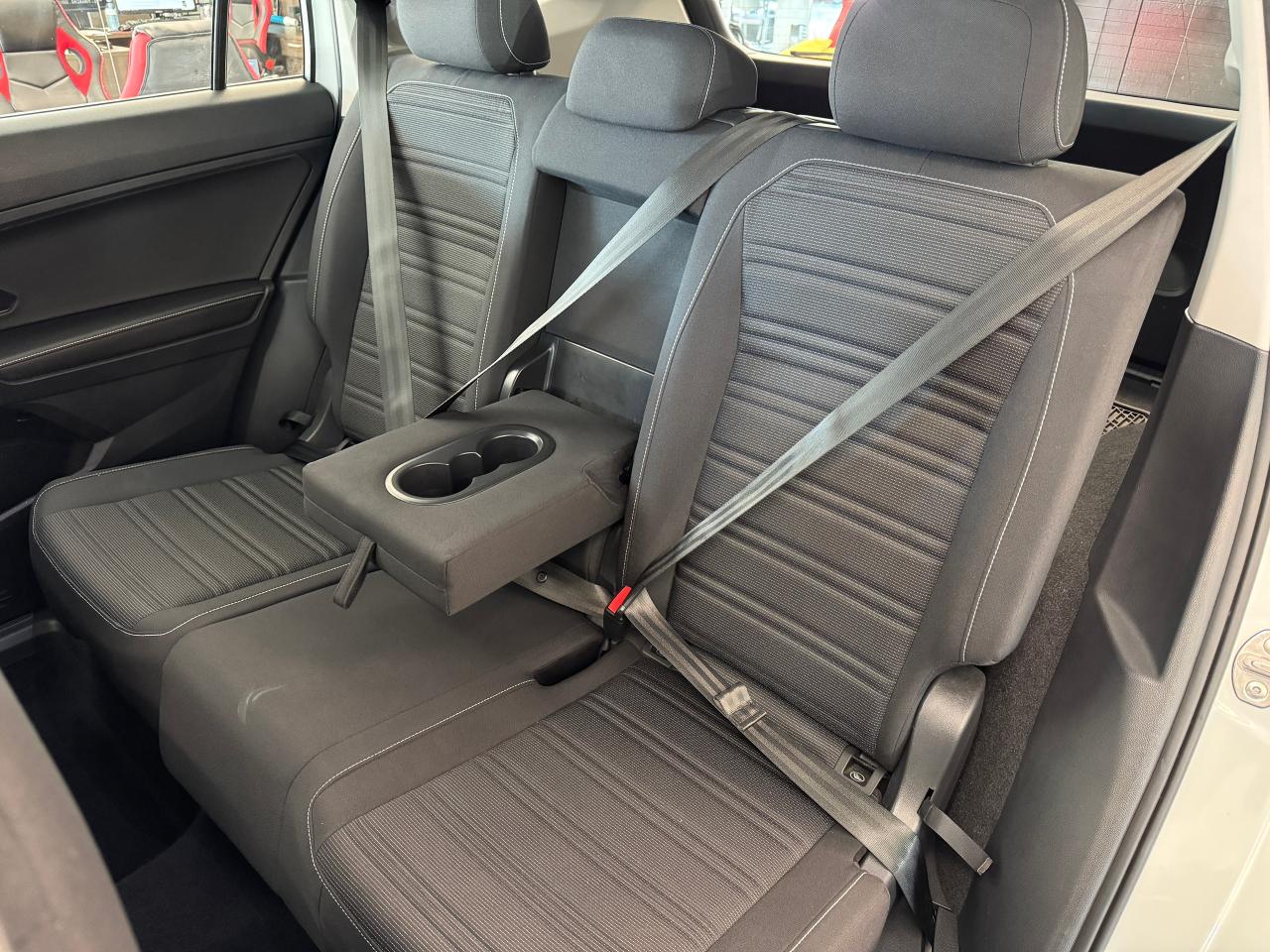 2022 Volkswagen Tiguan Trendline 4MOTION+ONE OWNER+CLEAN CARFAX Photo