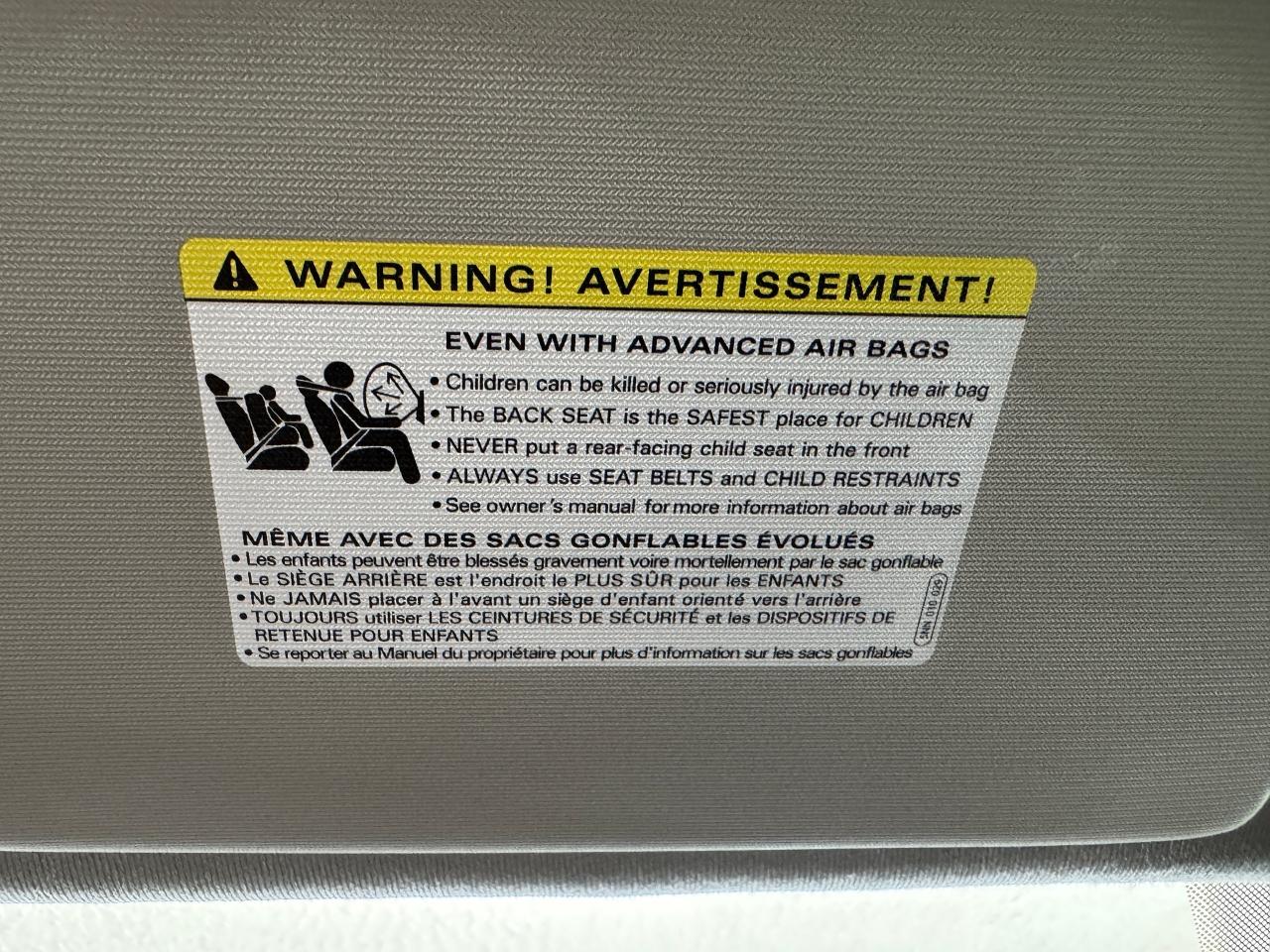 2022 Volkswagen Tiguan Trendline 4MOTION+ONE OWNER+CLEAN CARFAX Photo