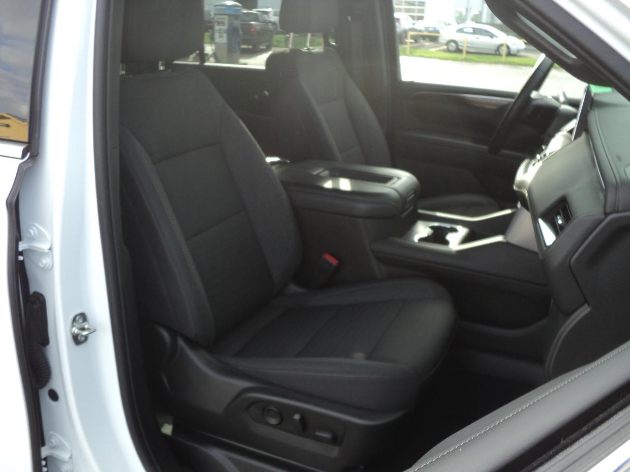 2023 GMC Yukon XL SLE 4WD5.3L8cyl 8Passenger DualPowerSeats&Climate - Photo #21