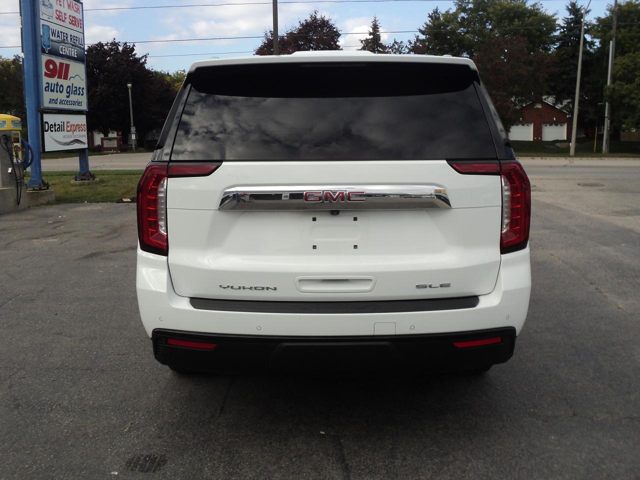 2023 GMC Yukon XL SLE 4WD5.3L8cyl 8Passenger DualPowerSeats&Climate - Photo #7