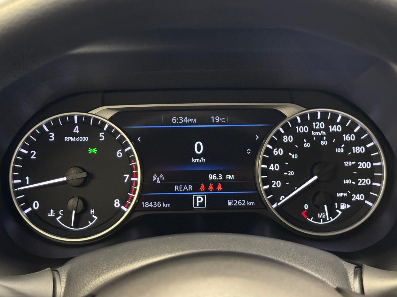 2024 Nissan Sentra SV+AdaptiveCruise+LIKE NEW! ONE OWNER+CLEAN CARFAX Photo