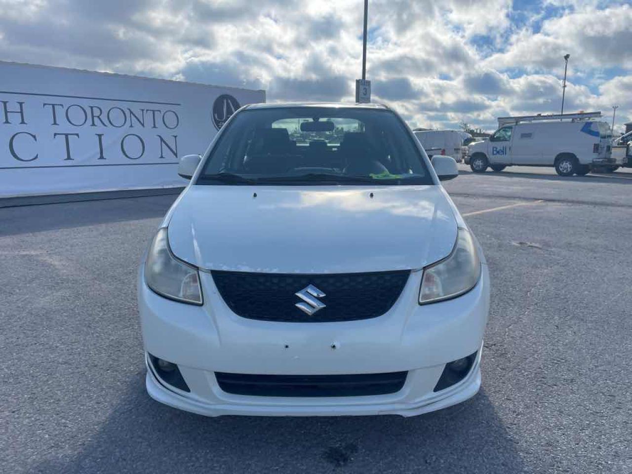2008 Suzuki SX4 Convenience - Photo #2