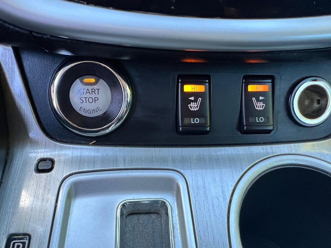 2016 Nissan Murano SV - Photo #13