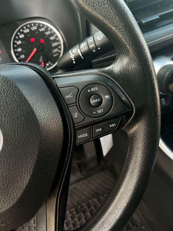 2022 Toyota RAV4 LE - Photo #11