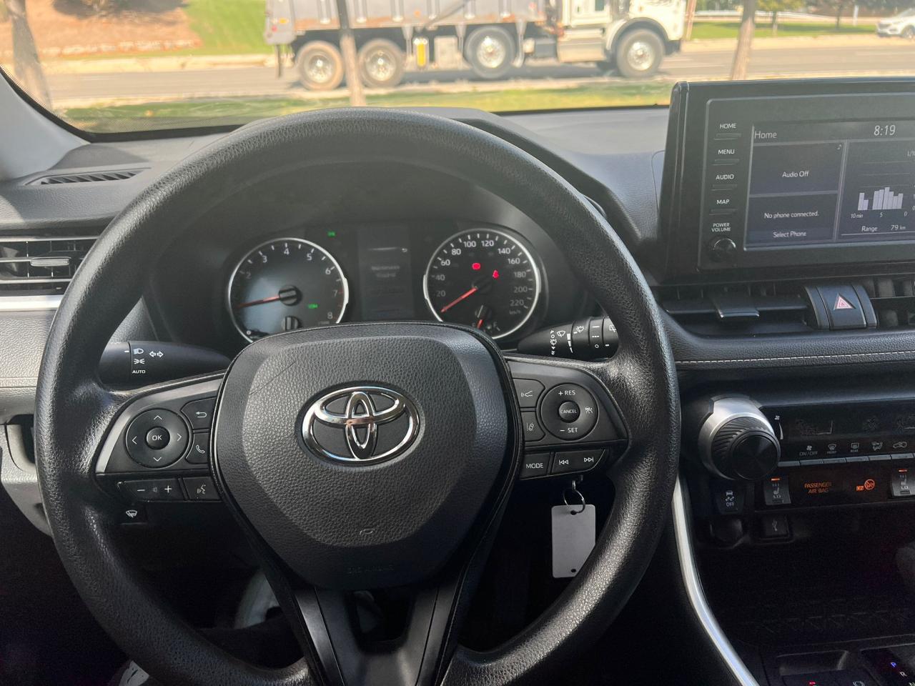 2022 Toyota RAV4 LE - Photo #8