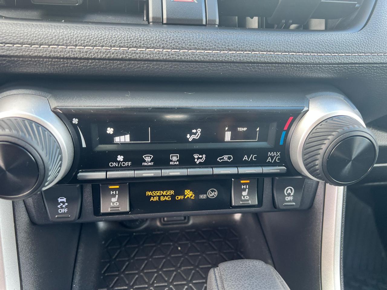 2022 Toyota RAV4 LE - Photo #12