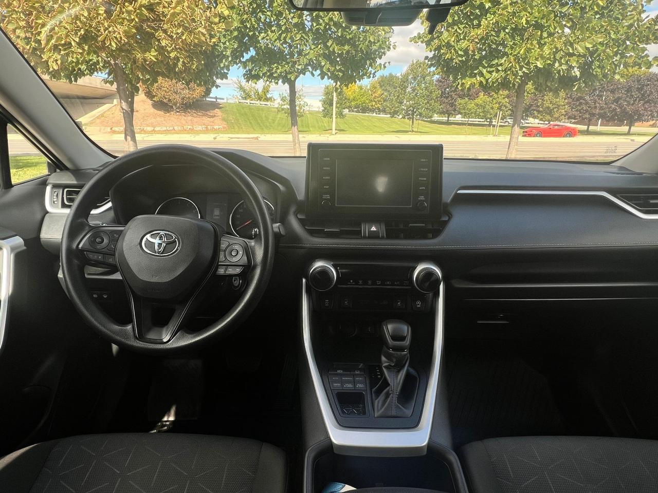 2022 Toyota RAV4 LE - Photo #14