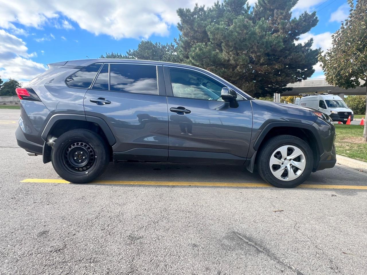 2022 Toyota RAV4 LE - Photo #13