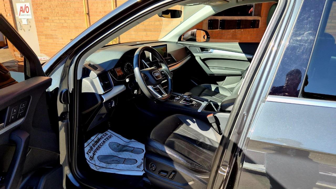 2018 Audi Q5 2.0 TFSI quattro Progressiv S tronic - Photo #9