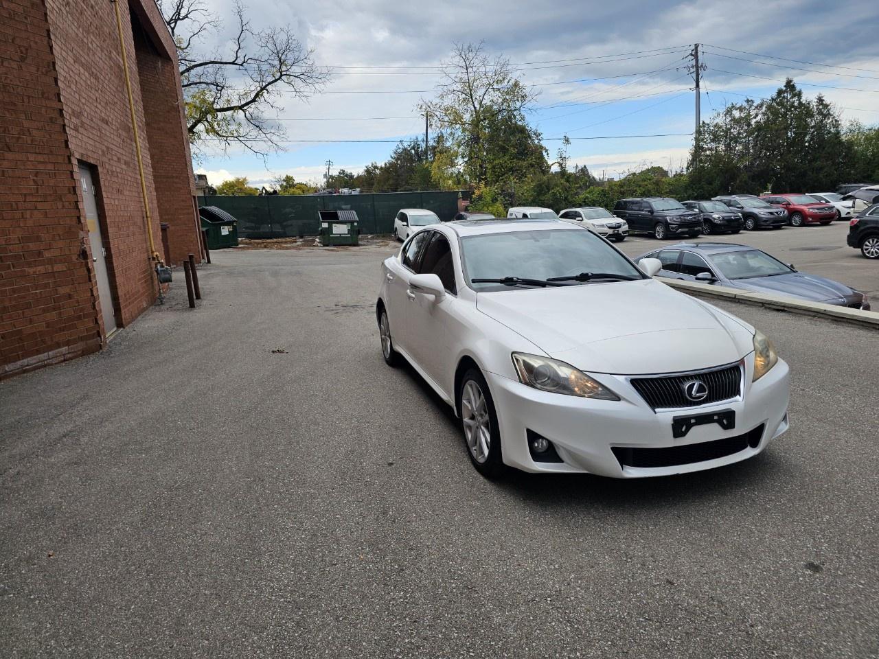 2013 Lexus IS 250 4DR SDN AWD Photo2