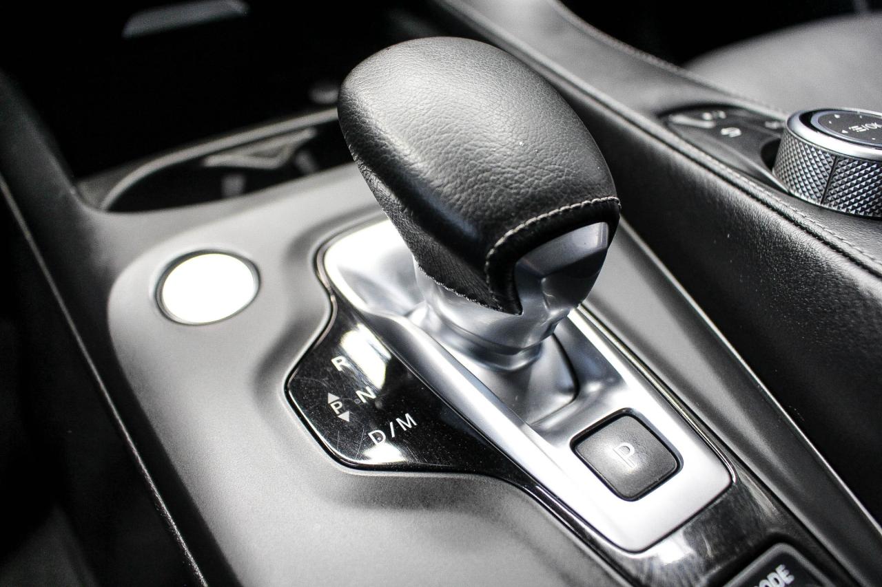 2020 Infiniti QX50 Pure HEATED FRONT SEATS - HEATED WHEEL - CLEAN CARFAX! Photo