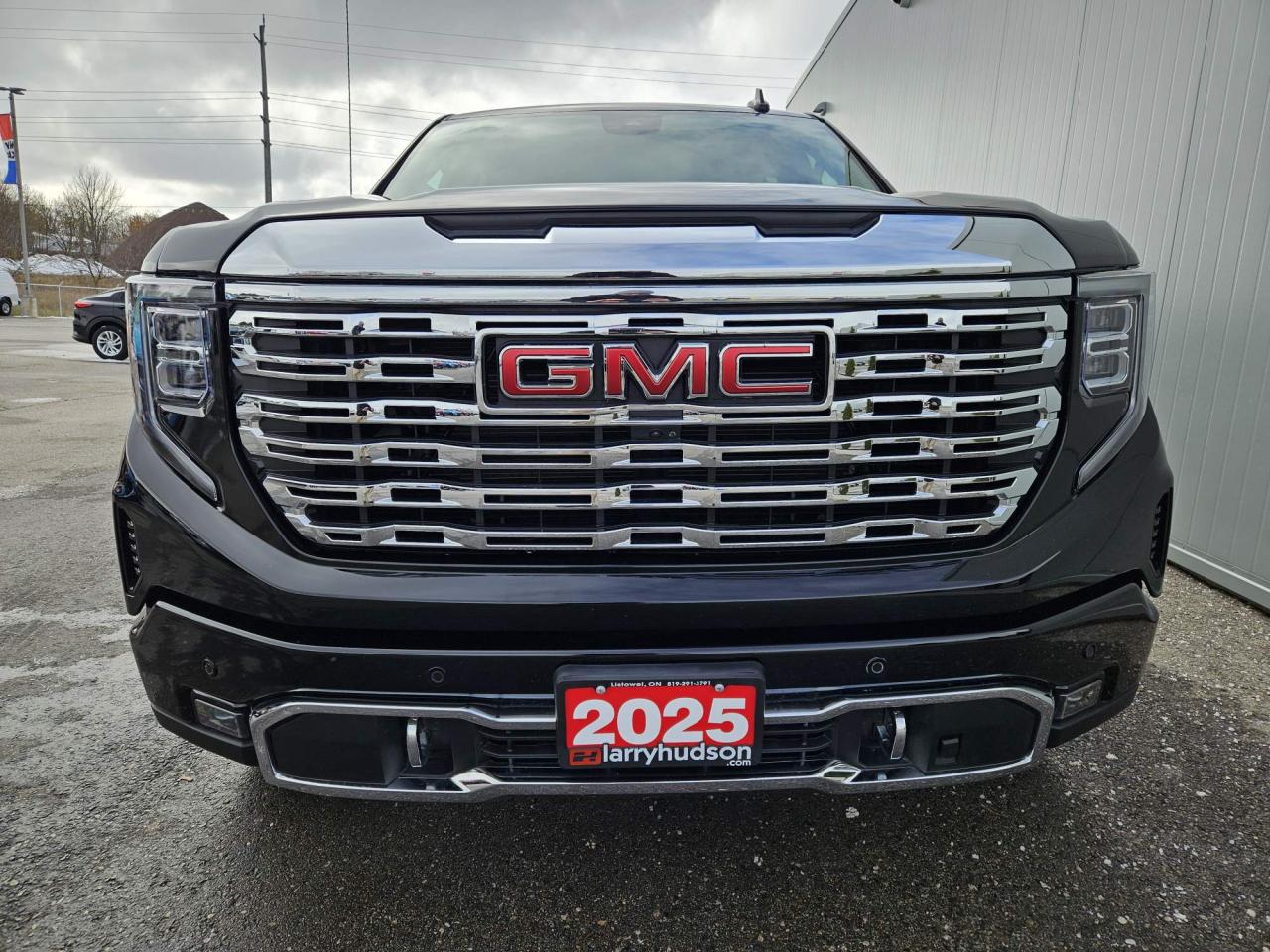 2025 GMC Sierra 1500 Denali One Owner | Sunroof | Technology Package | 22" Wheels Photo2