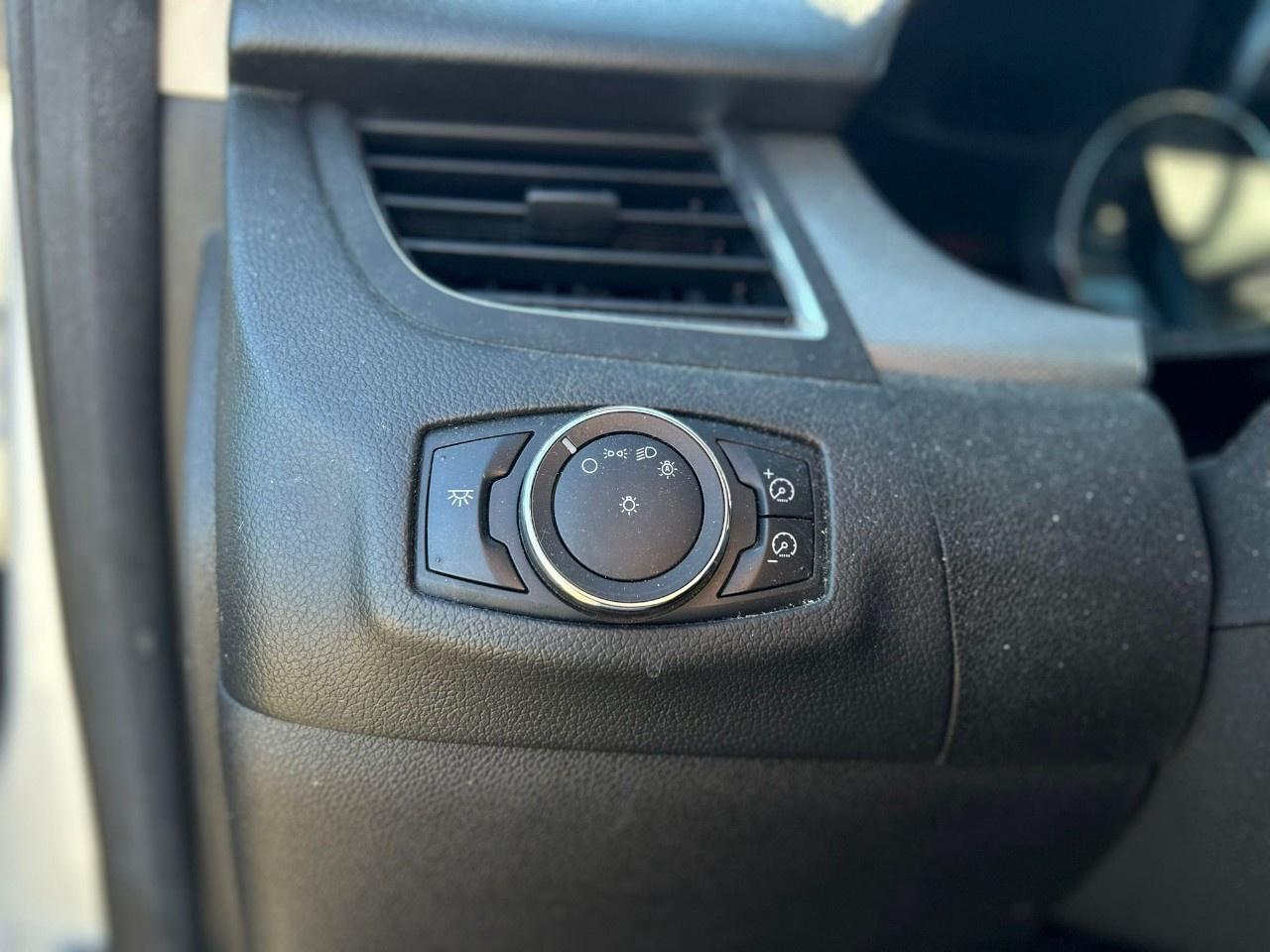 2013 Ford Edge SEL Photo