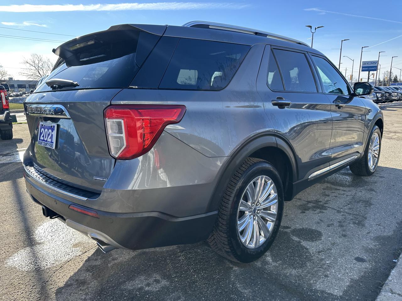 2021 Ford Explorer LIMITED | HYBRID | TWIN PANEL MOONROOF | Photo