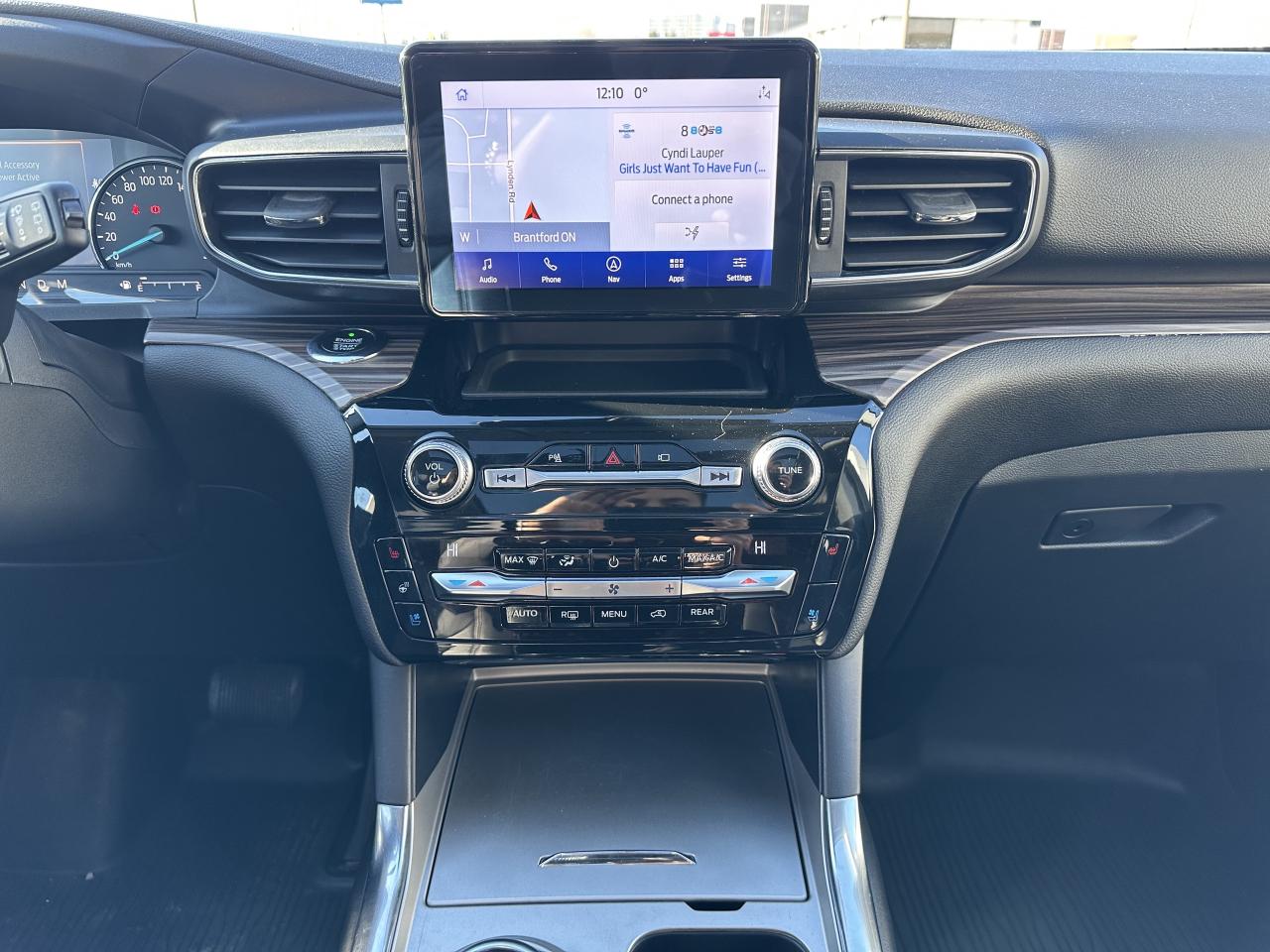 2021 Ford Explorer LIMITED | HYBRID | TWIN PANEL MOONROOF | Photo