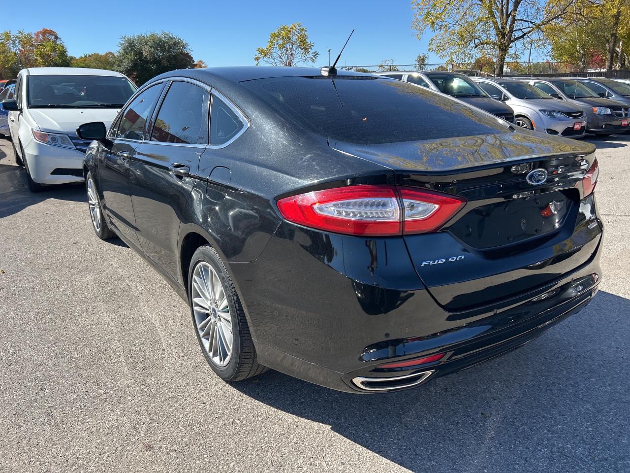 2014 Ford Fusion SE, HEATED LEATHER SEATS, LOCAL TRADE! - Photo #8