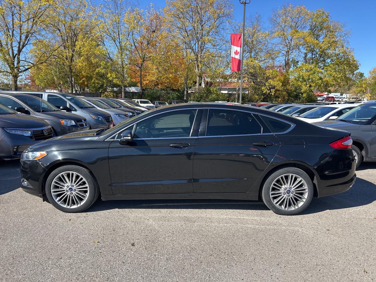 2014 Ford Fusion SE, HEATED LEATHER SEATS, LOCAL TRADE! - Photo #9
