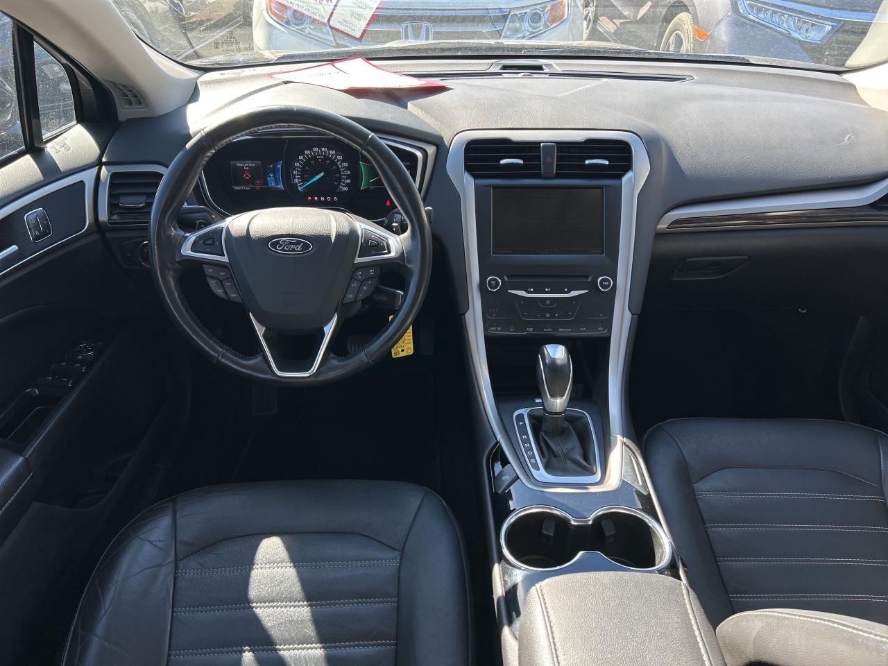 2014 Ford Fusion SE, HEATED LEATHER SEATS, LOCAL TRADE! - Photo #13