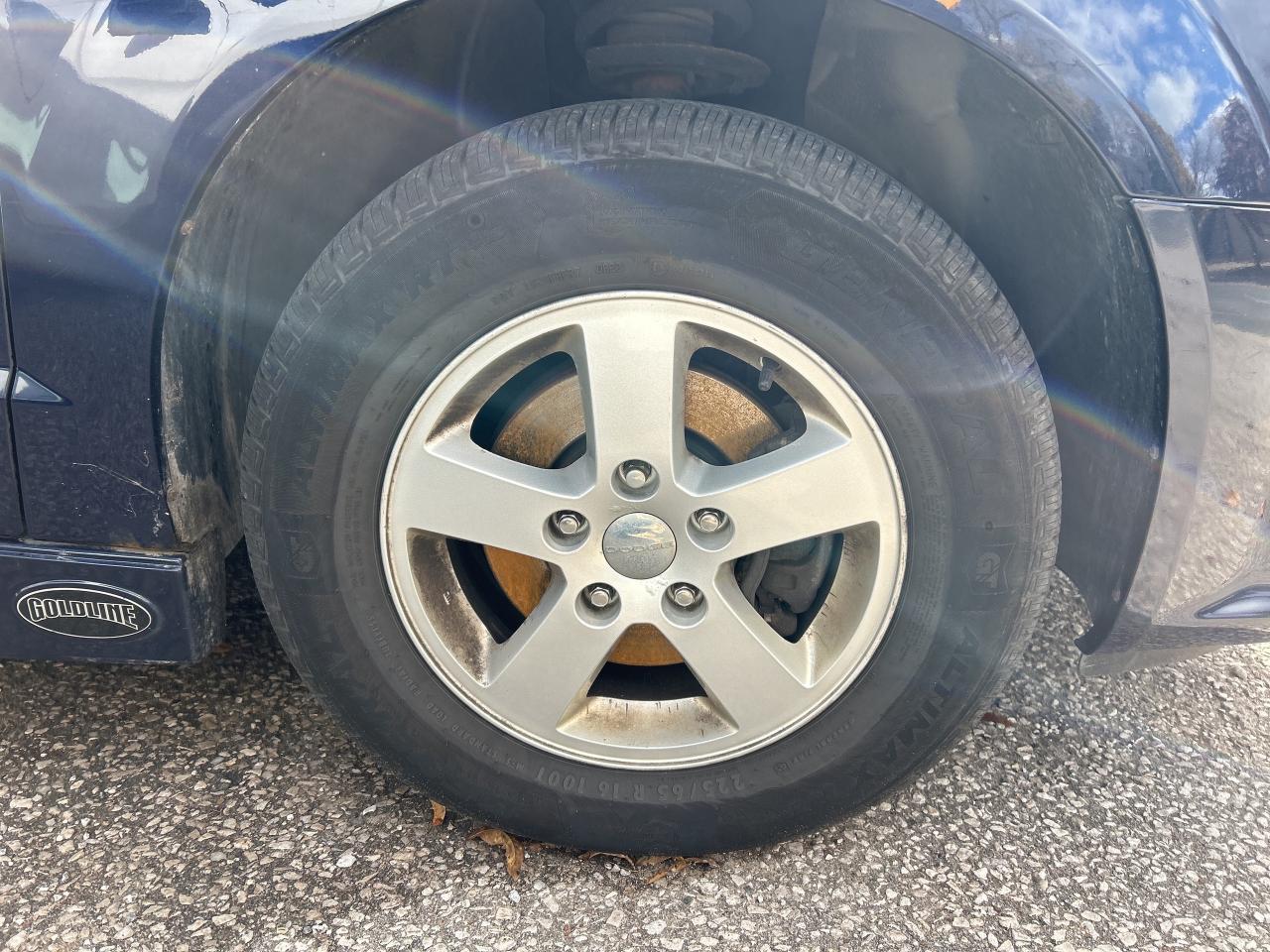 2012 Dodge Grand Caravan SE, WHEELCHAIR SIDE ENTERANCE, AS IS, NOT SAFETIED - Photo #5