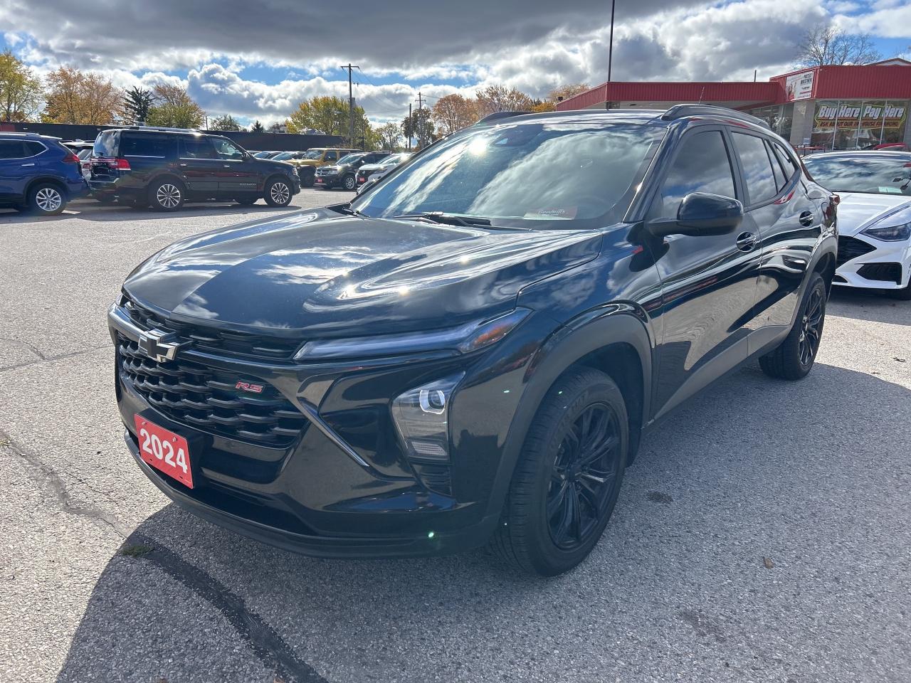 2024 Chevrolet Trax 2RS, CLEAN CARFAX, REMOTE START, HEATED LEATHER! - Photo #2