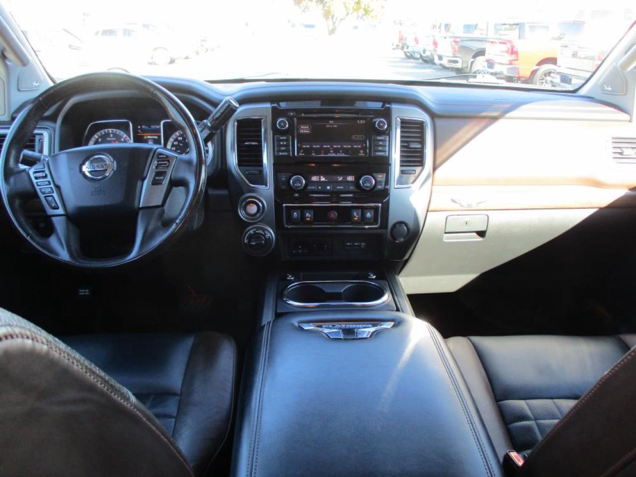 2019 Nissan Titan XD PLATINUM RESERVE 4X4 Photo20