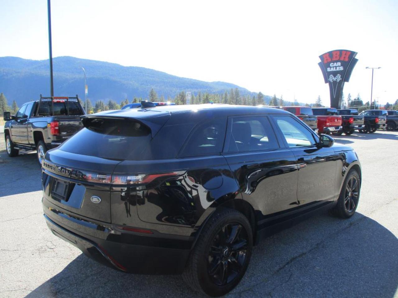 2020 Land Rover Range Rover Velar P250 S Photo4