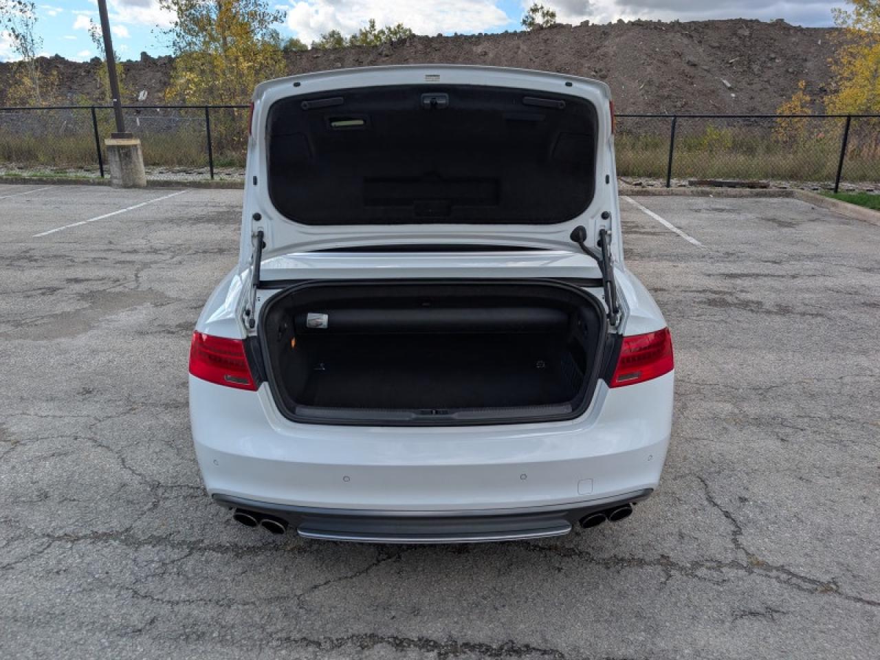 2013 Audi S5 3.0T Premium Plus  **CONVERTIBLE - LOW KMS** Photo