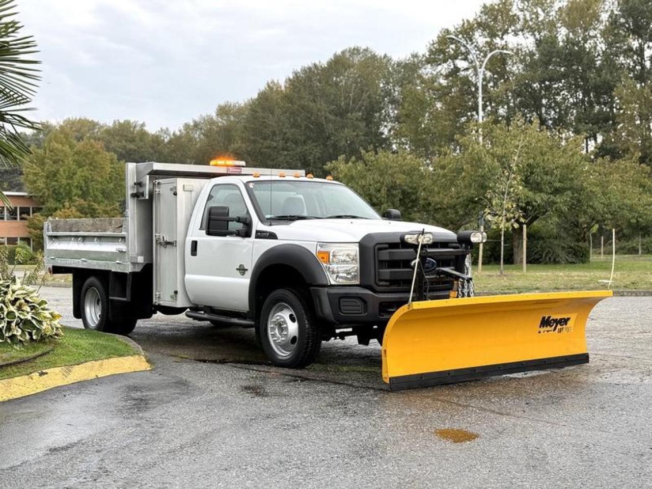 Used 2013 Ford F-450 SD Diesel Dump Truck with Plow and 9-Foot Box for sale in Burnaby, BC