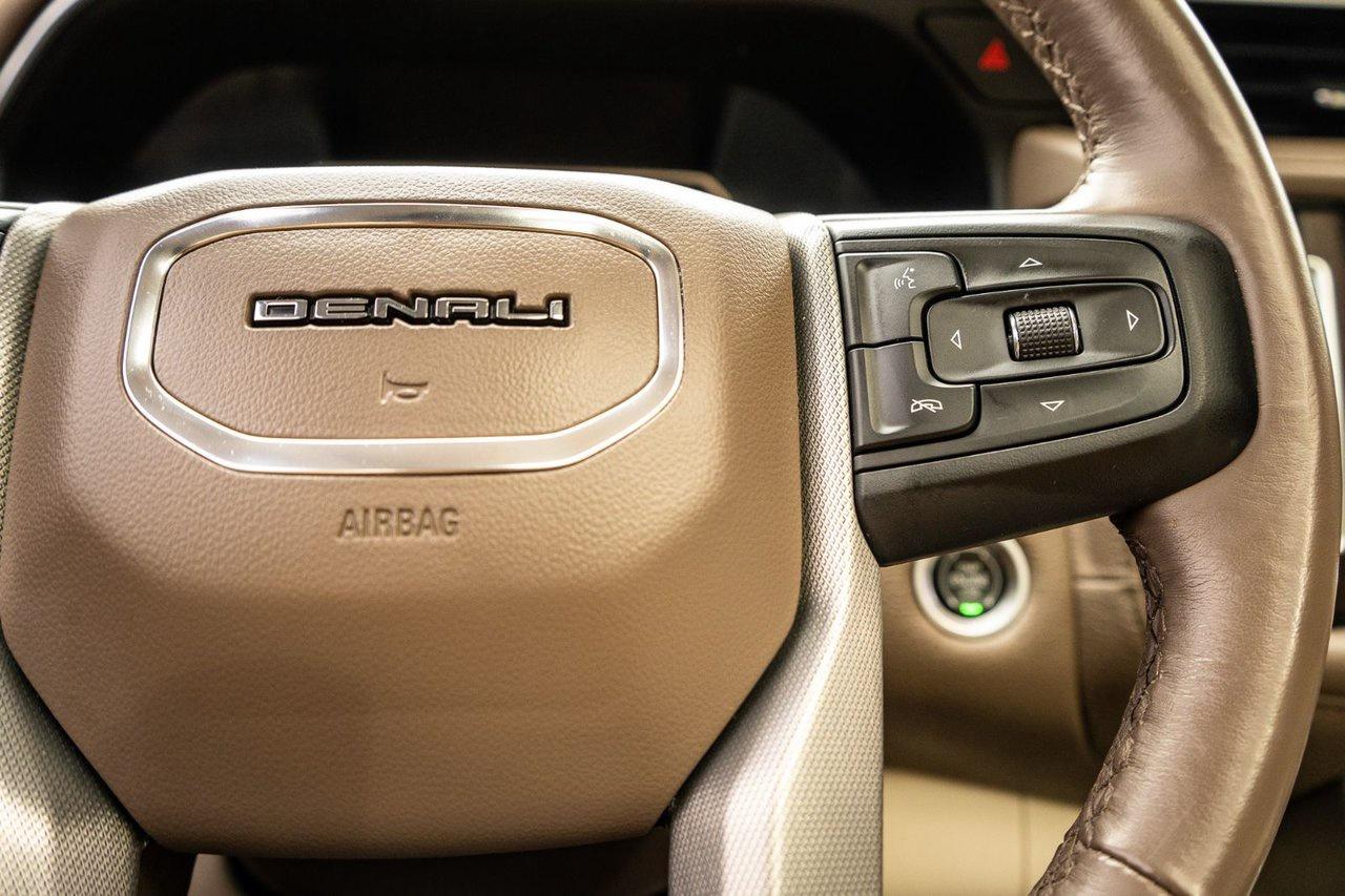 2021 GMC Yukon Denali Photo