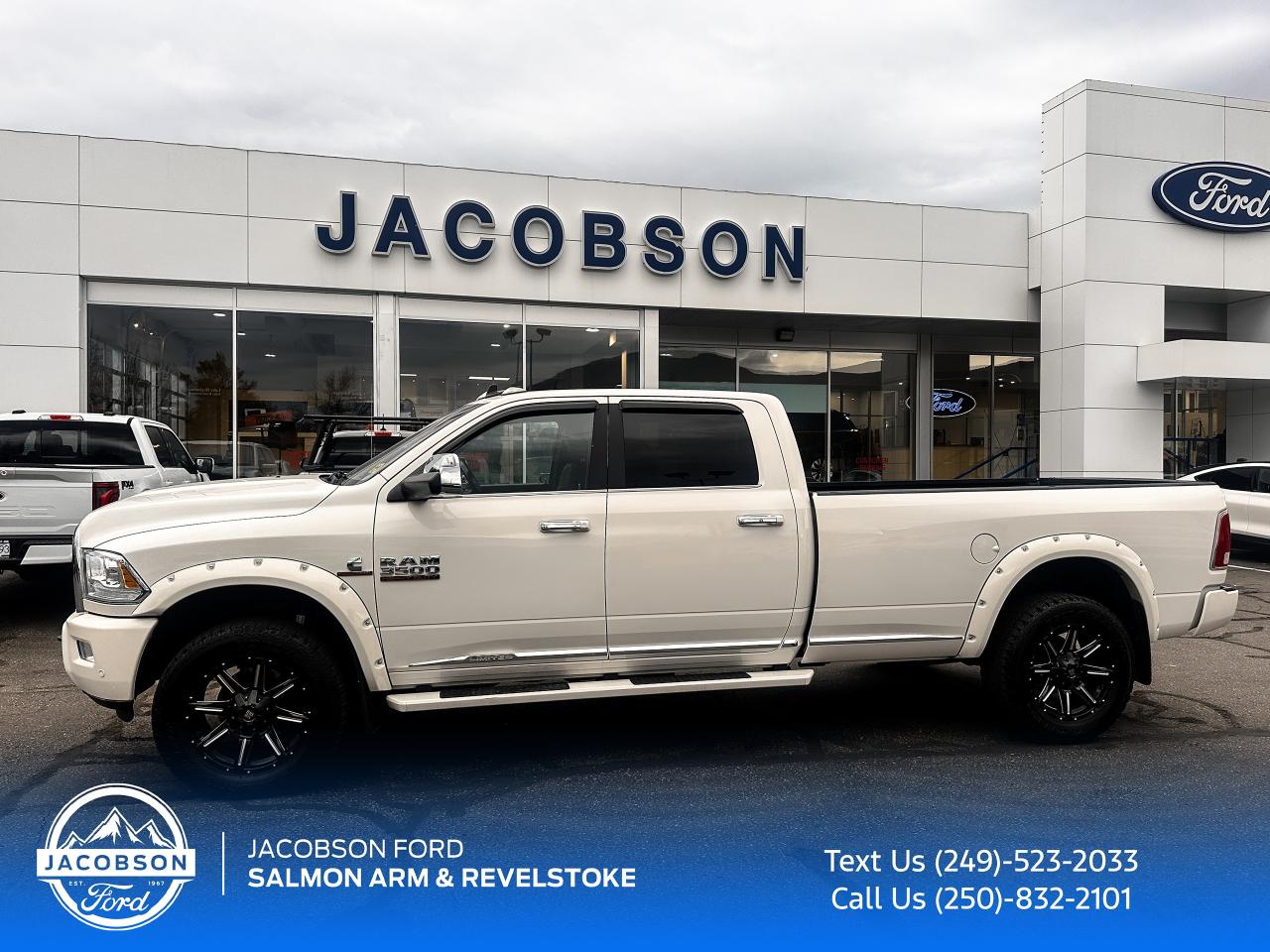 2018 RAM 3500 Limited Photo5