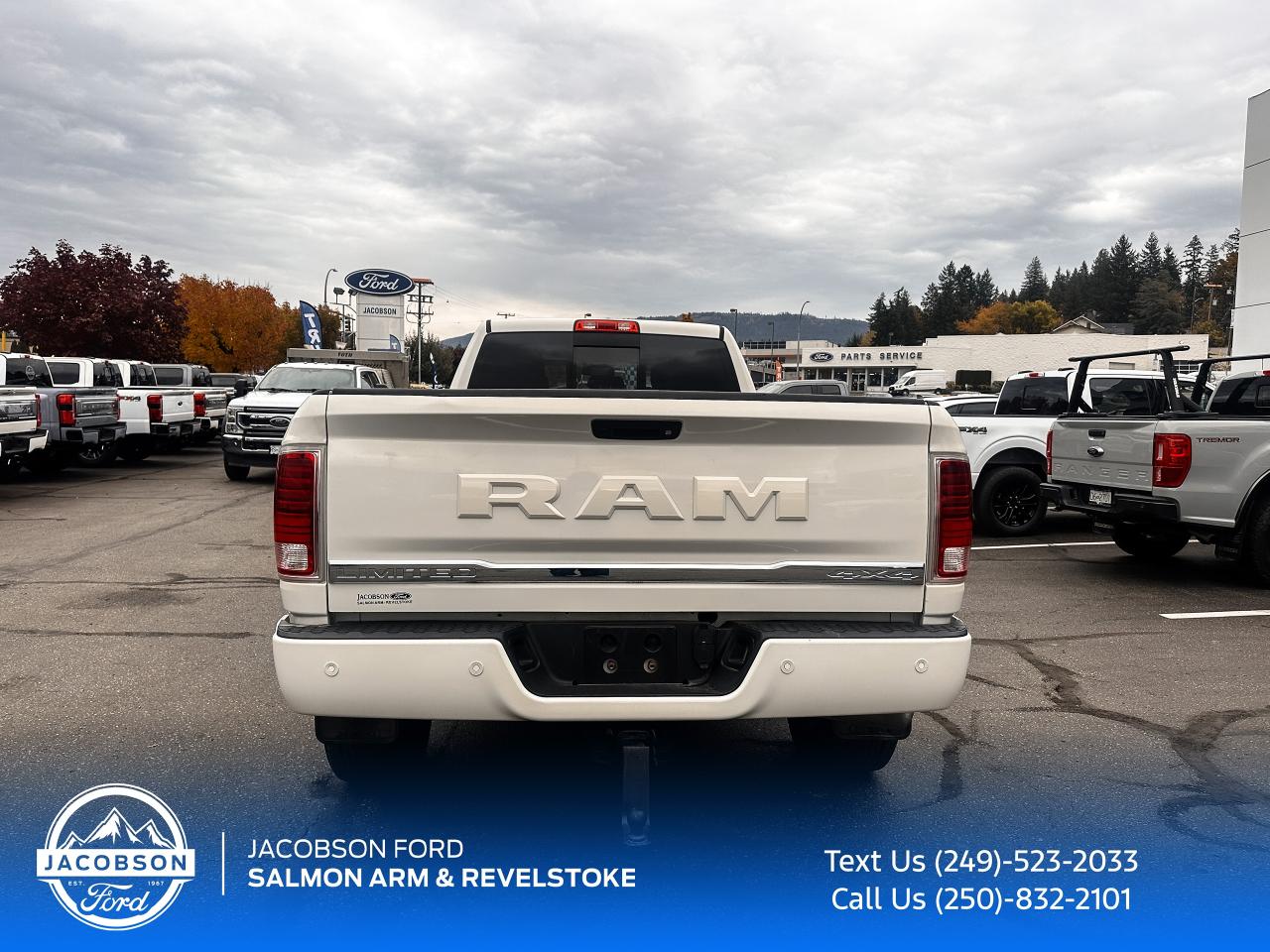 2018 RAM 3500 Limited Photo5
