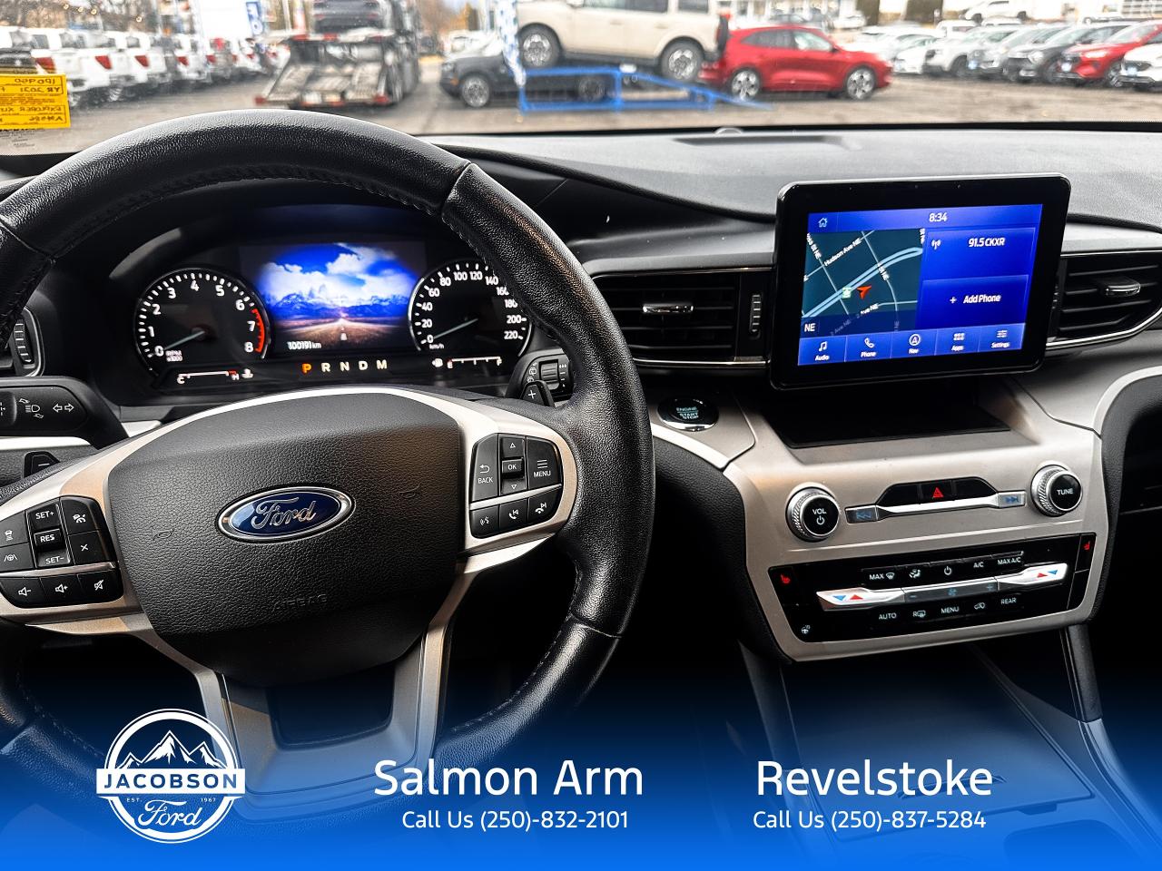 2021 Ford Explorer XLT Photo5