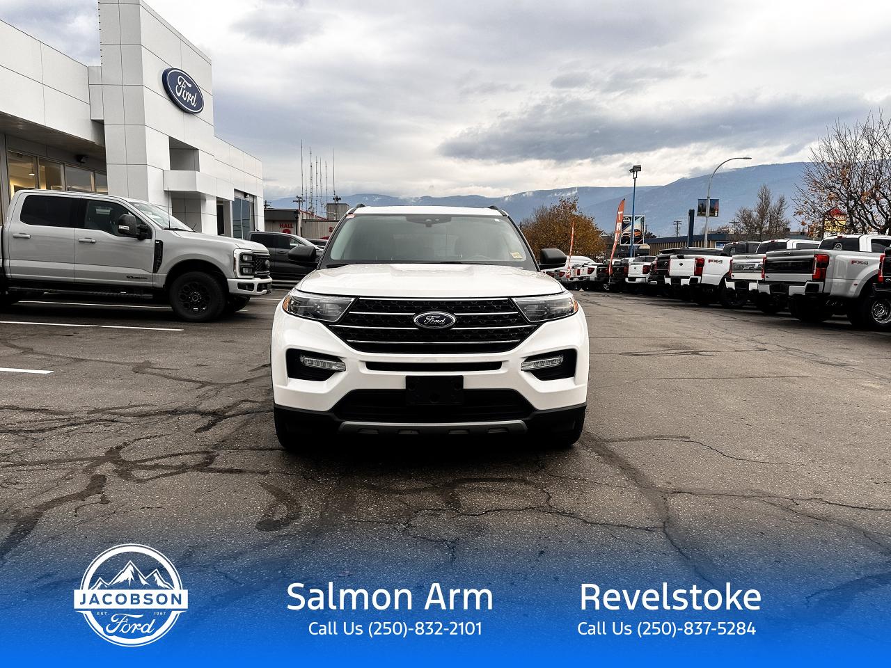 2021 Ford Explorer XLT Photo5