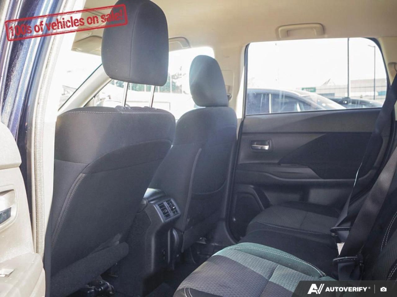 2020 Mitsubishi Outlander ES Photo