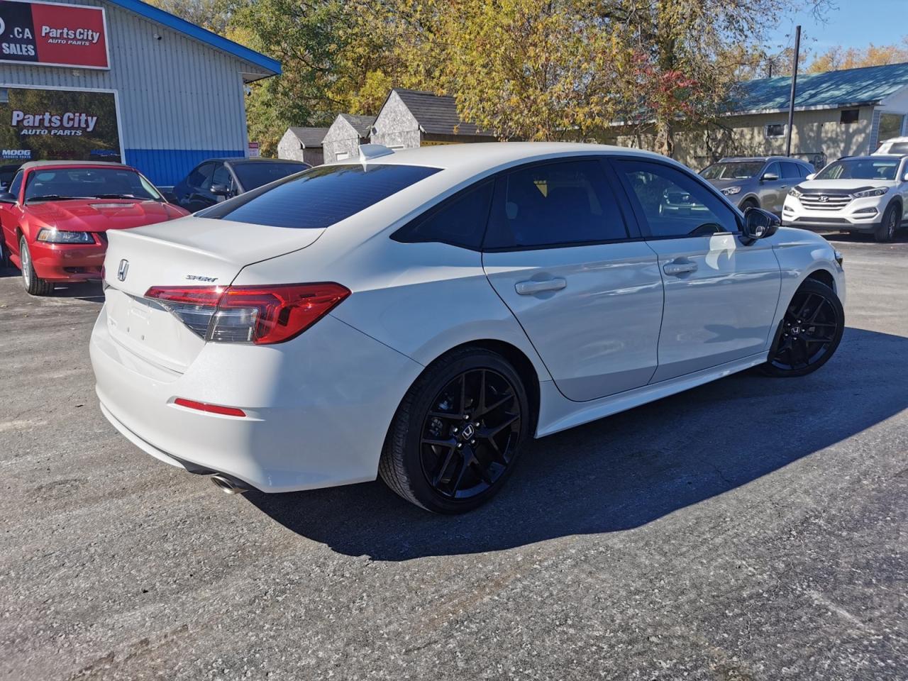 2023 Honda Civic Sport - Photo #5