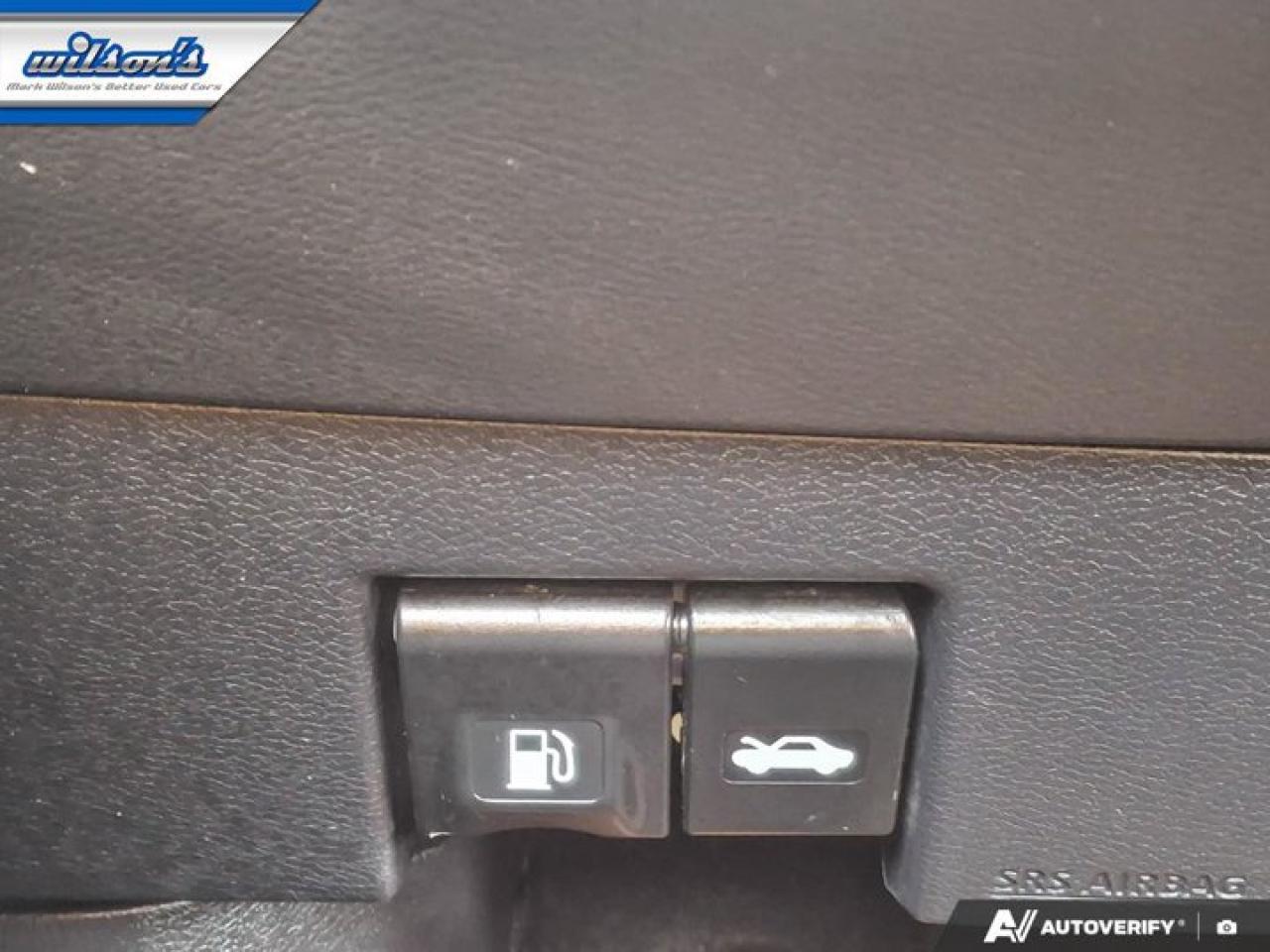 2020 Nissan Kicks SV | CarPlay + Android | Remote Start | Heated Seats | Rear Camera | Alloy Wheels and More ! Photo