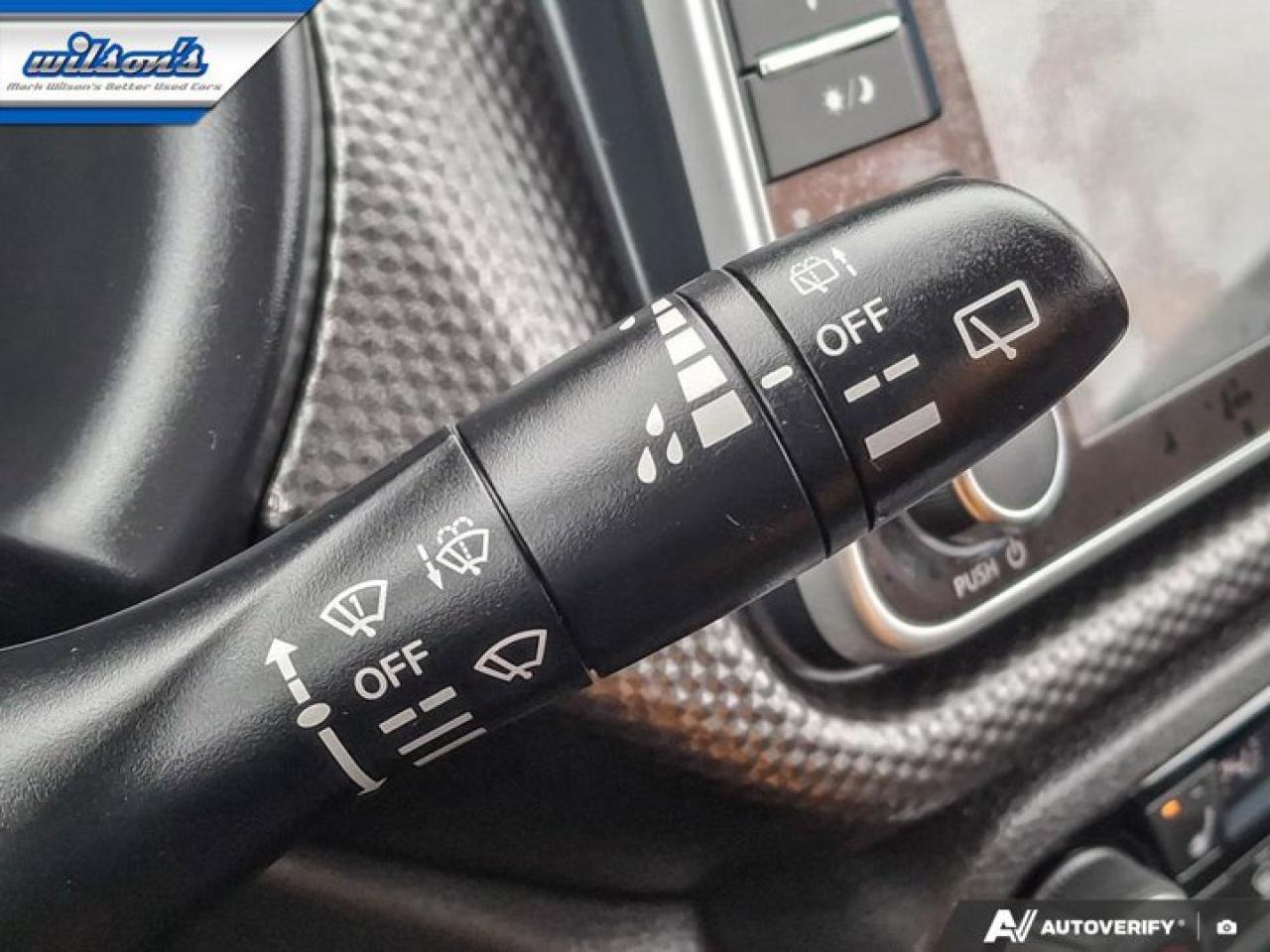 2020 Nissan Kicks SV | CarPlay + Android | Remote Start | Heated Seats | Rear Camera | Alloy Wheels and More ! Photo