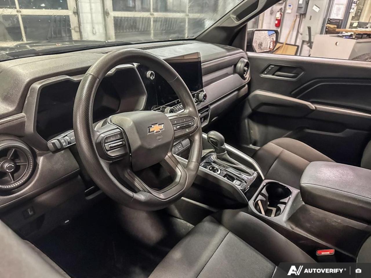 2024 Chevrolet Colorado WT  - Apple CarPlay -  Android Auto Photo