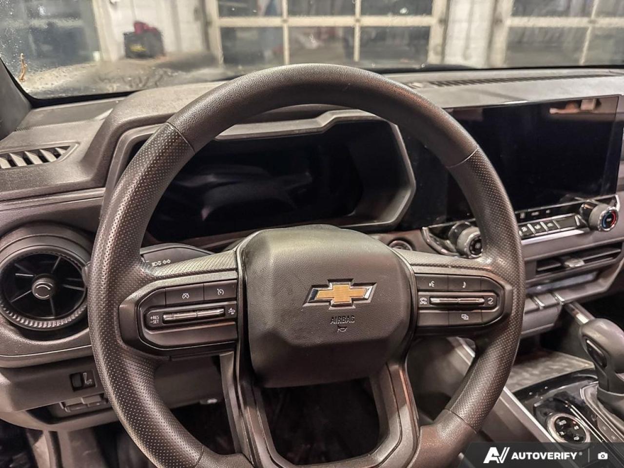 2024 Chevrolet Colorado WT  - Apple CarPlay -  Android Auto Photo