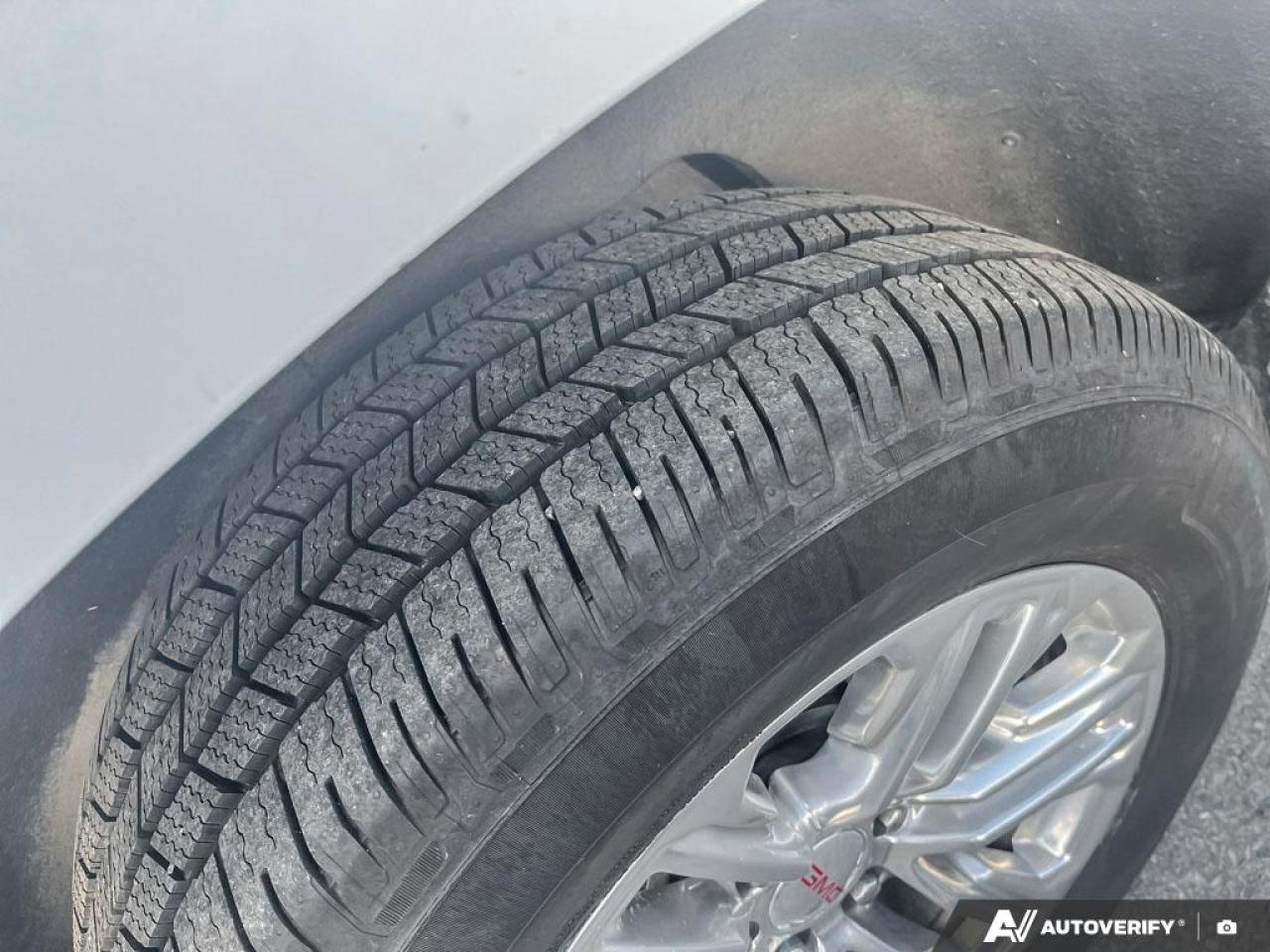 2021 GMC Yukon SLT  - Leather Seats -  Cooled Seats Photo