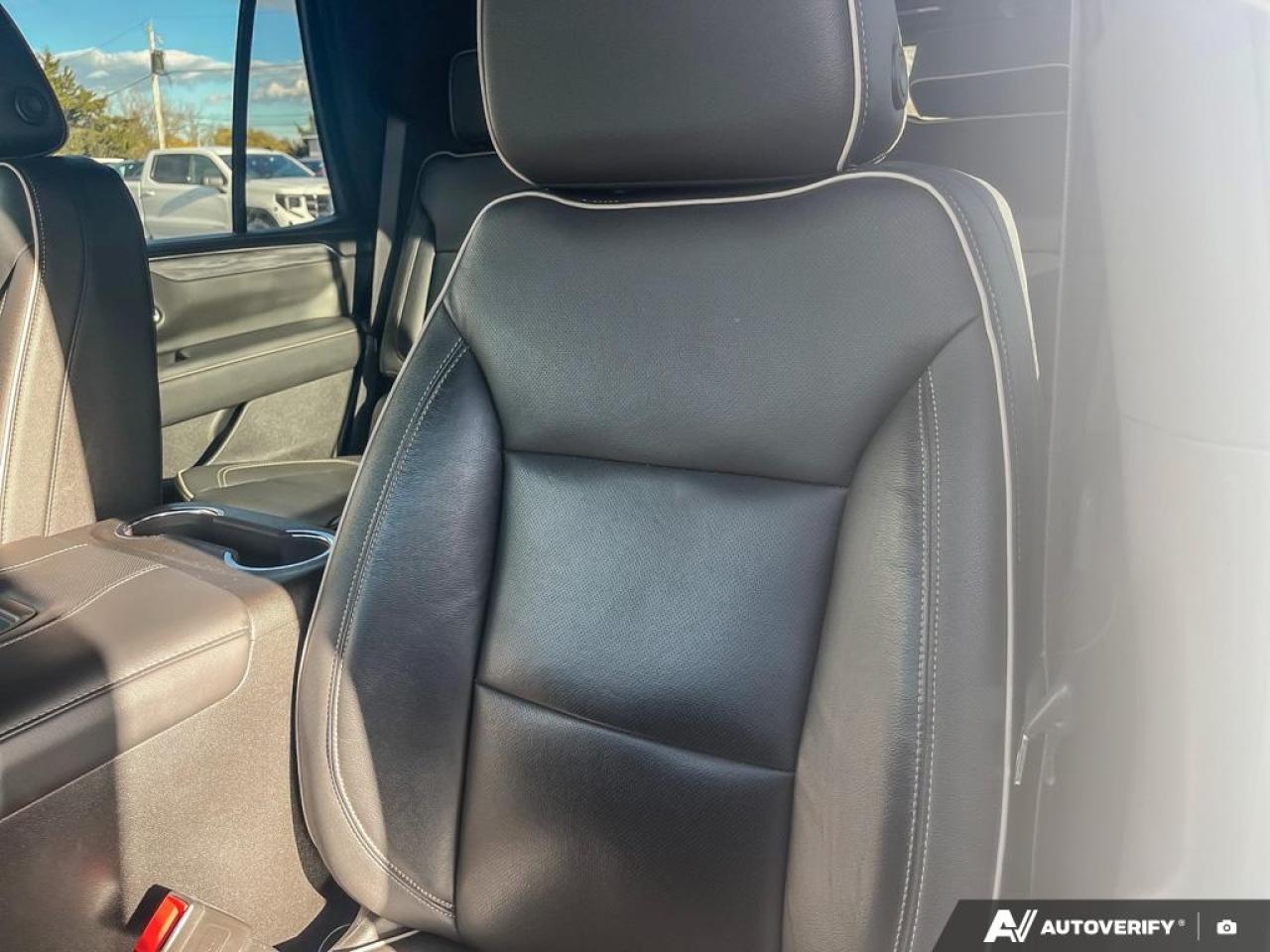 2021 GMC Yukon SLT  - Leather Seats -  Cooled Seats Photo
