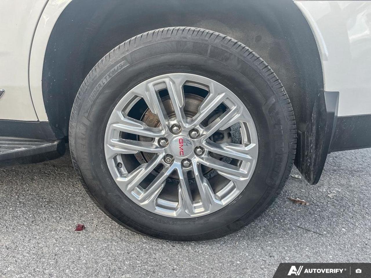 2021 GMC Yukon SLT   ****DIESEL*****- Leather Seats -  Cooled Seats Photo