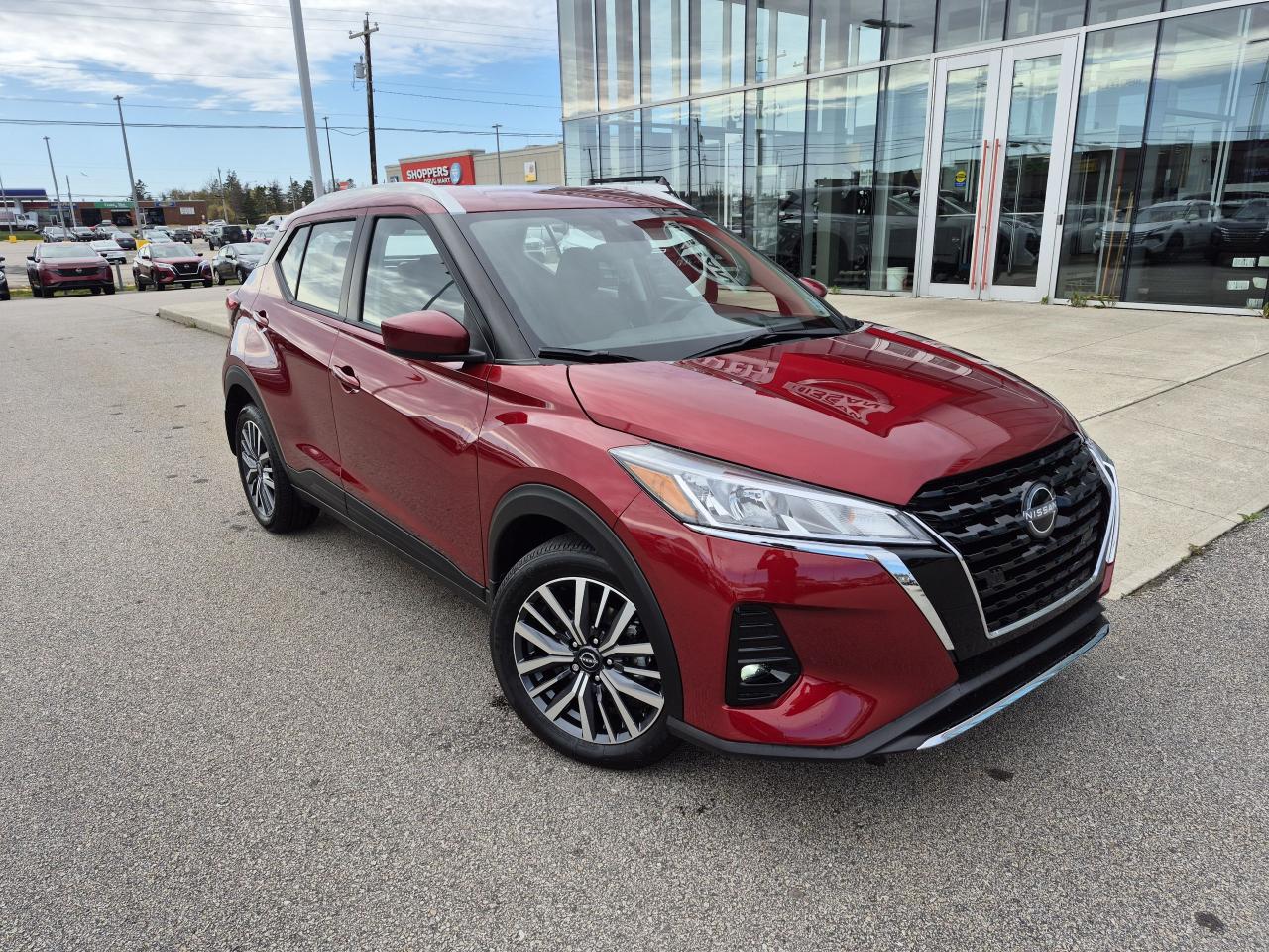 2025 Nissan Kicks Play SV FWD