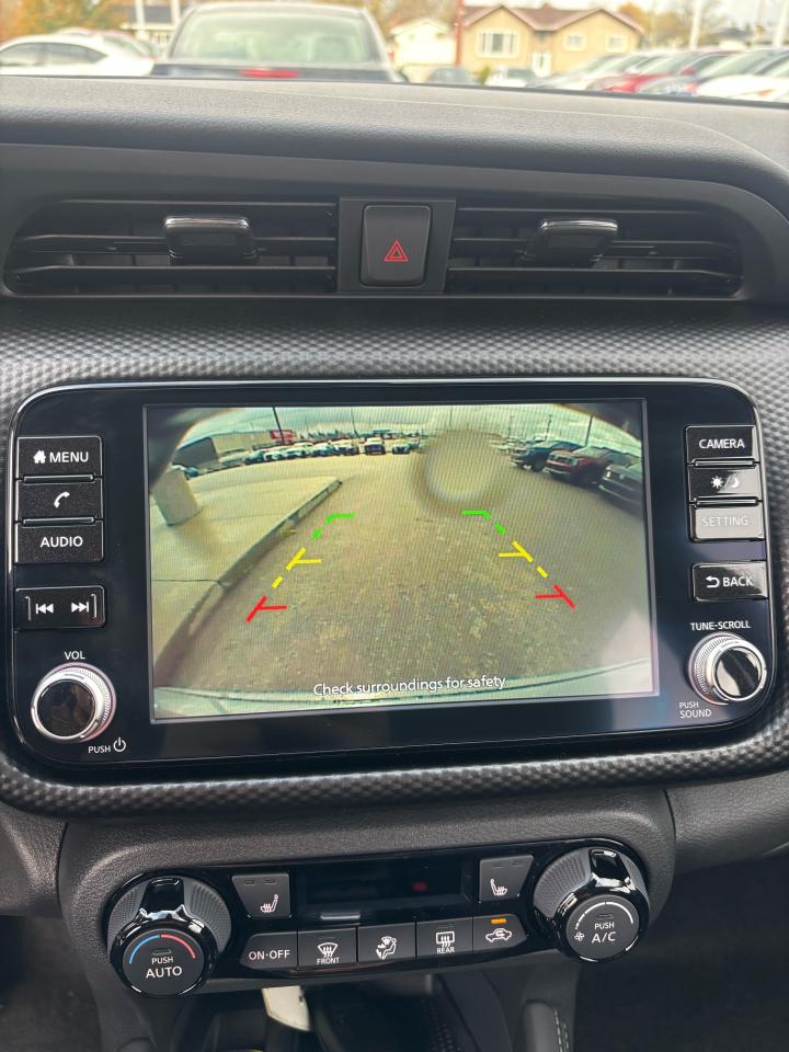 2025 Nissan Kicks Play SV FWD Photo11